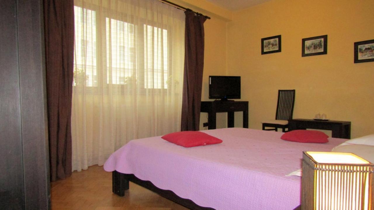 Rami House Central Double Rooms Брашов Экстерьер фото