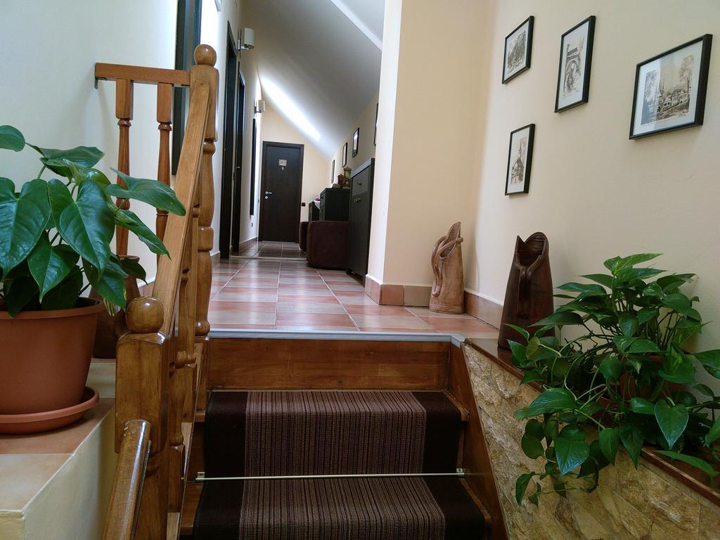 Rami House Central Double Rooms Брашов Экстерьер фото
